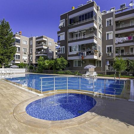 Vibrant Flat With Lovely Balcony In Muratpasa Antália Exterior foto